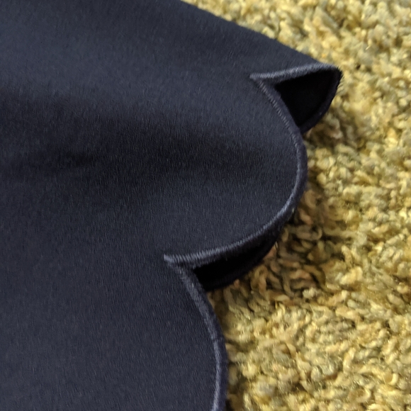 Scallop shift dress - Picture 4 of 8